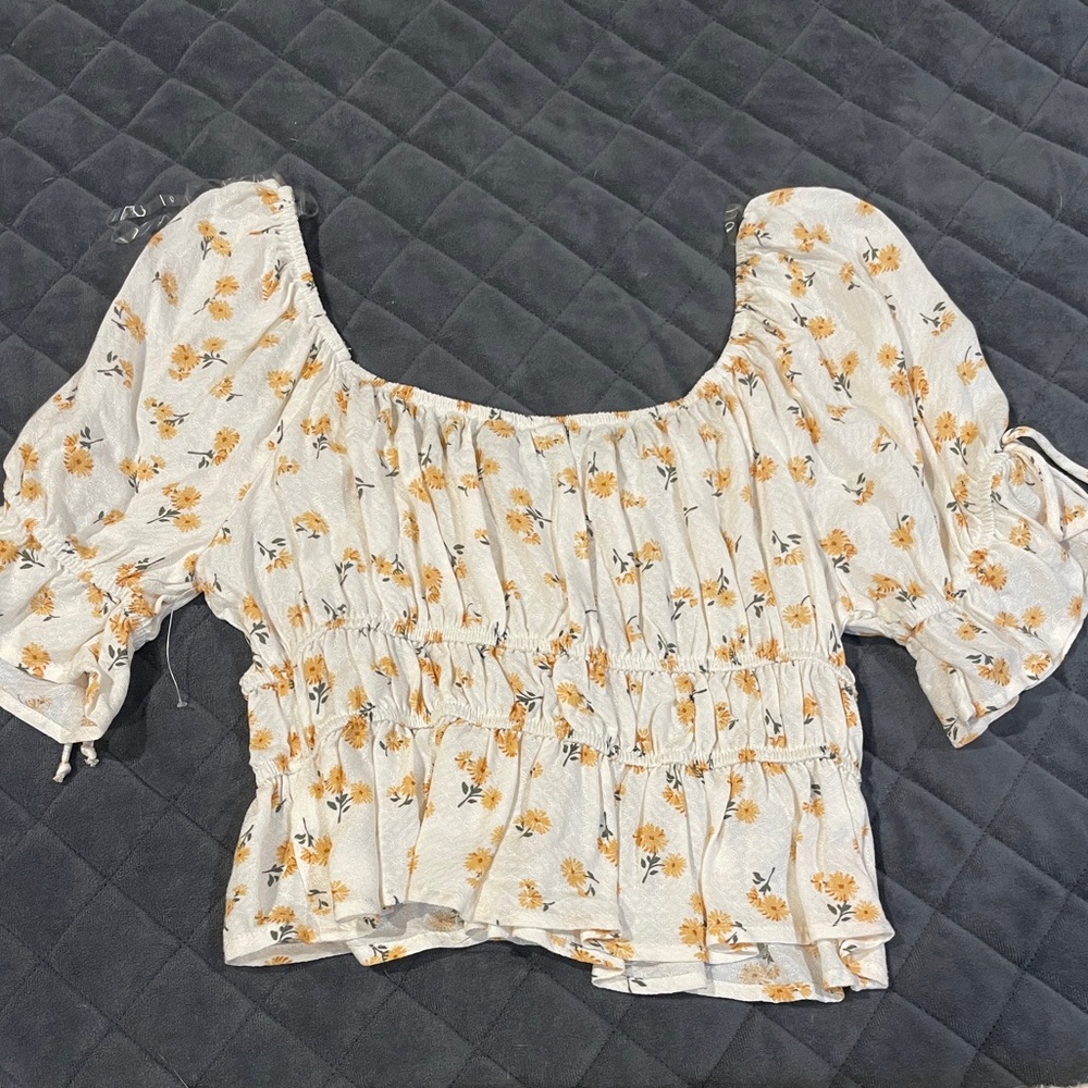 Sunflower blouse - Picture 2 of 3